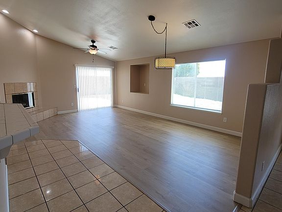 5th image of 2444 Loreto Ct