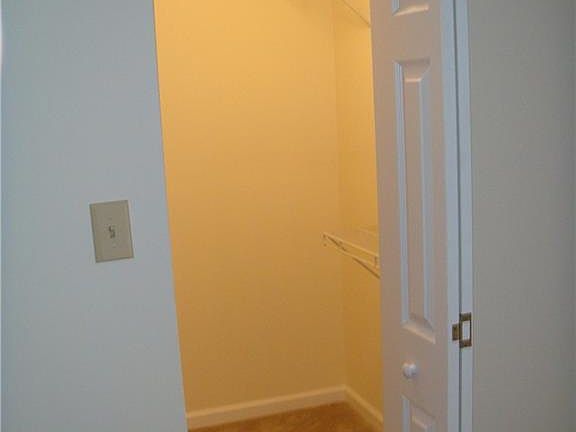 5th image of 416 Shelter Dr