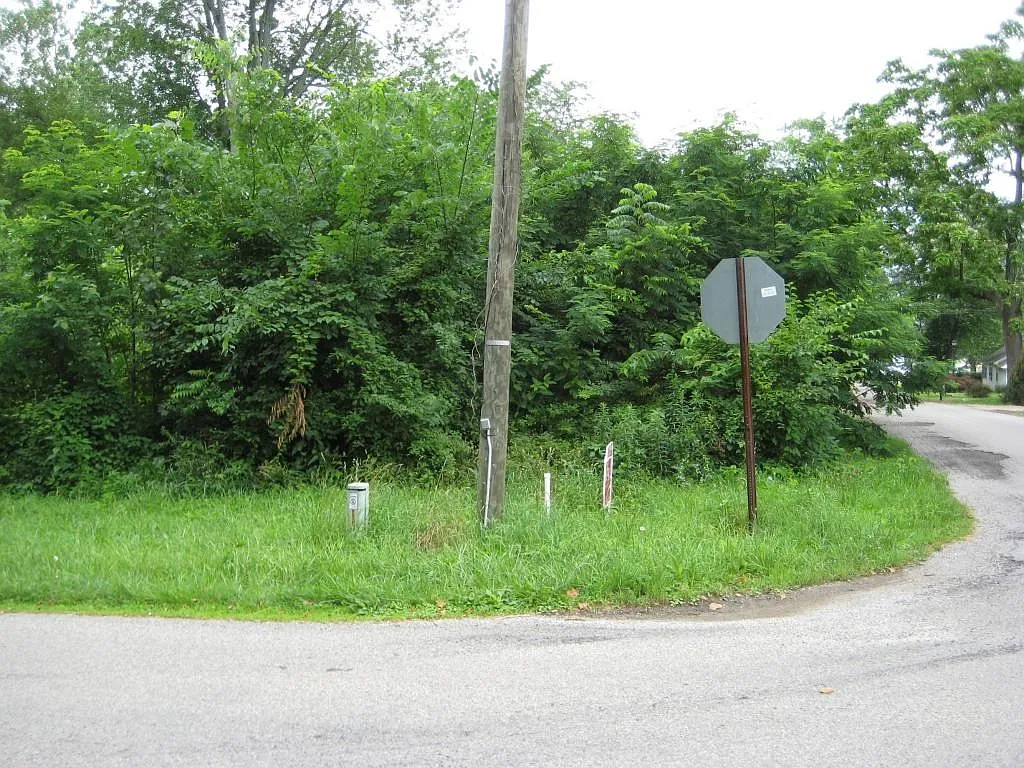 13603 Juniper Rd NE photo 1