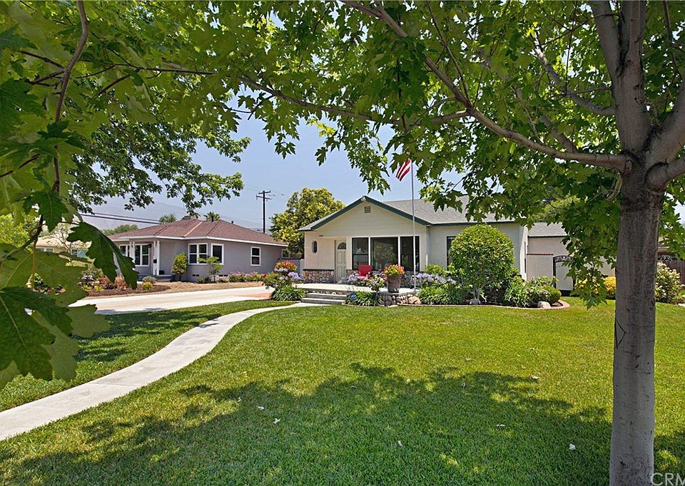 1st image of 3587 Leroy St