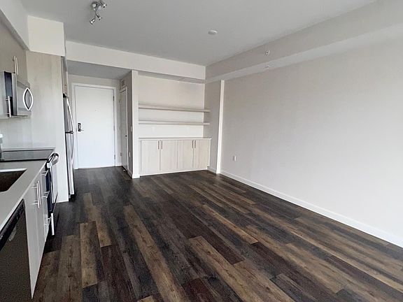 4th image of 1321 NW 5th St #201