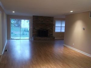 3rd image of 402 S Arlington Ave