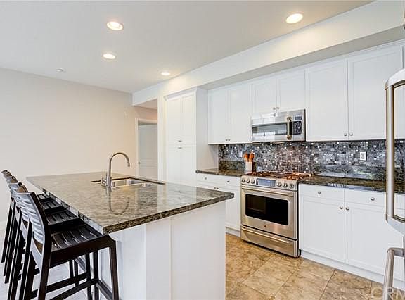 5th image of 13024 Union Ave Unit 302