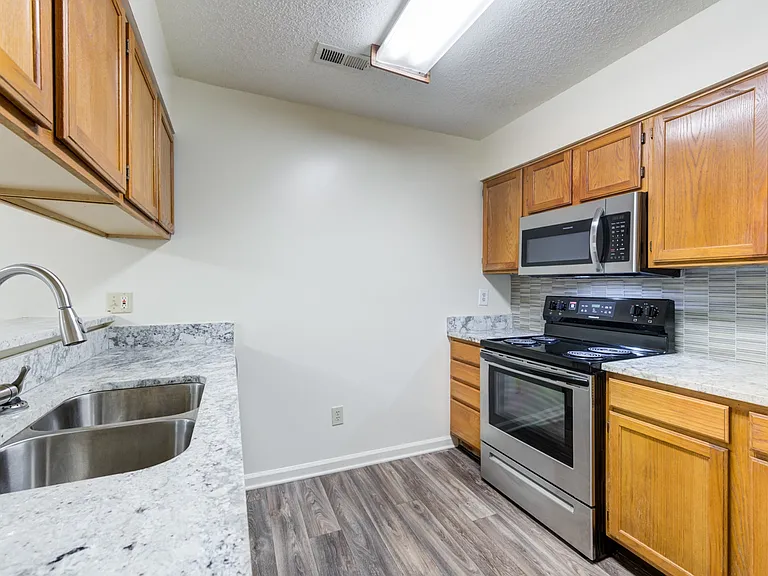 Chason Ridge Apartment Homes — Photo 3