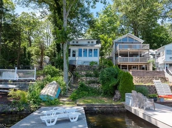 330A Lakeside Ave, Hopatcong Boro, NJ 07821