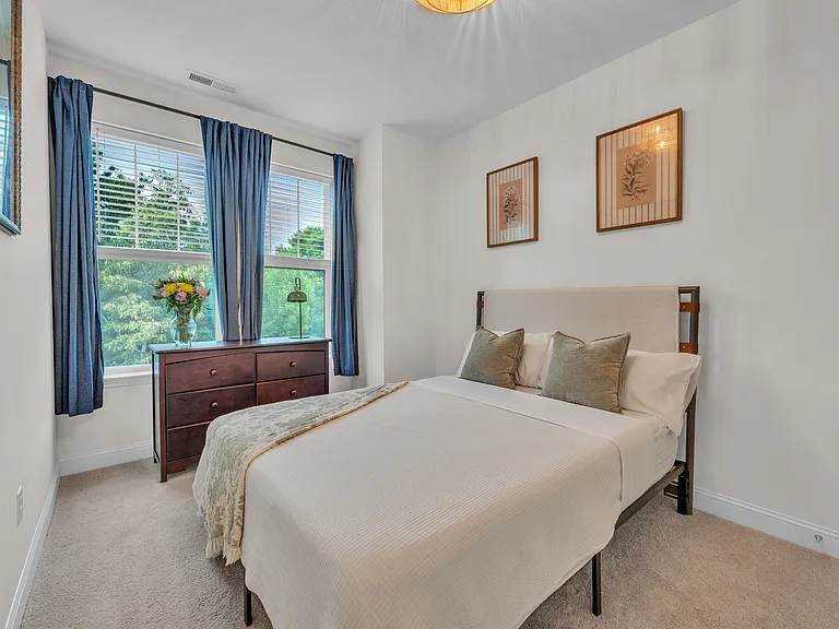 645 District Ct — Photo 17