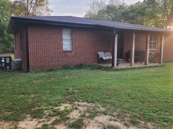 290 N Main St, Saltillo, TN 38370