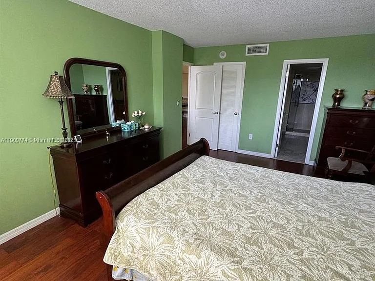 1833 S Ocean Dr #308 — Photo 10