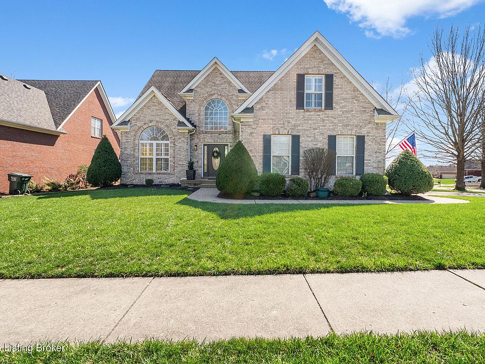 1st image of 13700 Lake Spring Dr