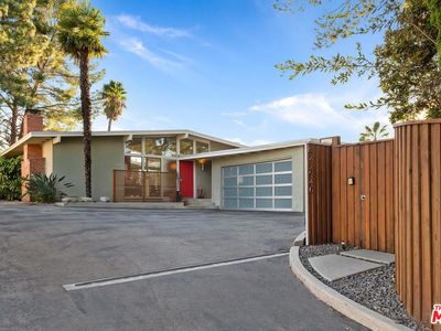 22940 Crespi St, Woodland Hills, CA, 91364