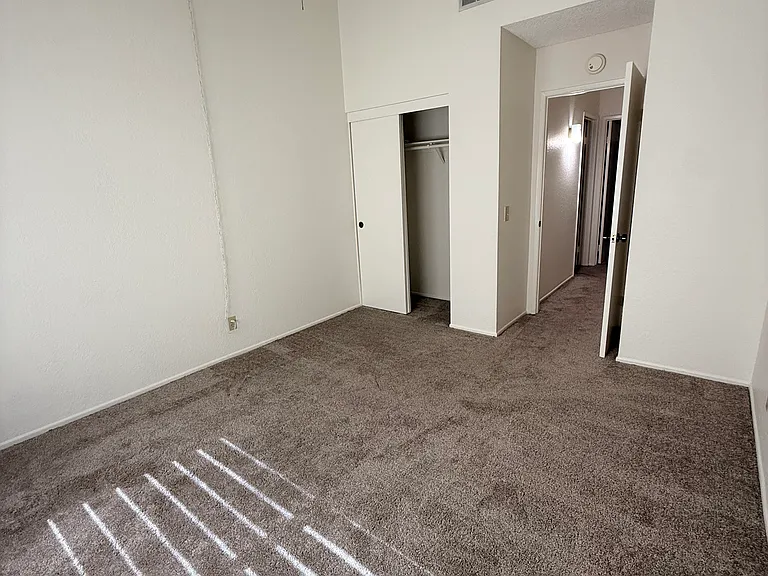 1016 Whitewater Dr — Photo 20