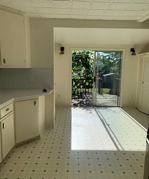 5726 S Corbett Ave — Photo 26