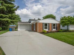 2055 Cherrylawn Dr, Toledo, OH 43614