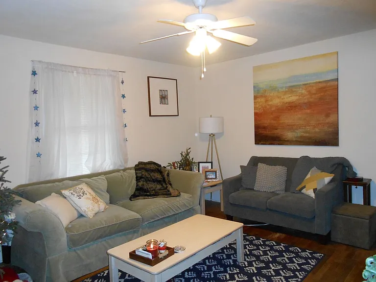 100 Caldwell St — Photo 2