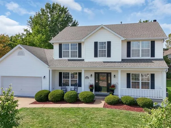 200 Morning Dew Ct, Saint Peters, MO 63376