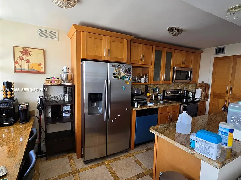 250 174th St #1020 — Photo 8