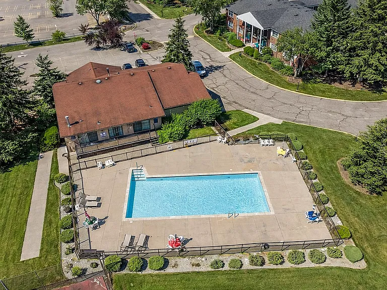 30050 Wildbrook Dr #203 — Photo 2