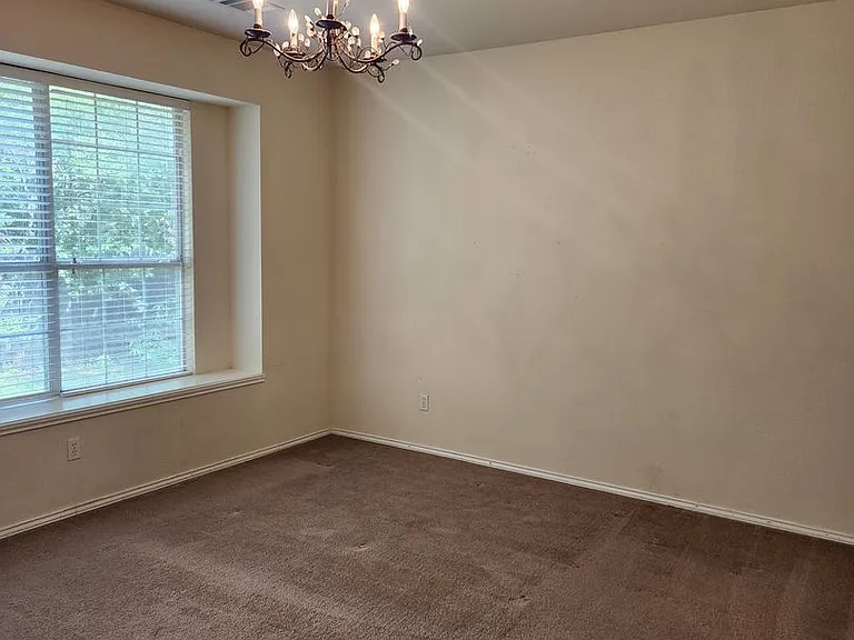 200 Sutterville Cv — Photo 18