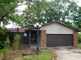 142 Shamrock Dr, Arnold, MO 63010