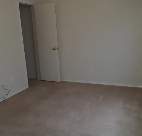 5804 Redstone Dr — Photo 16