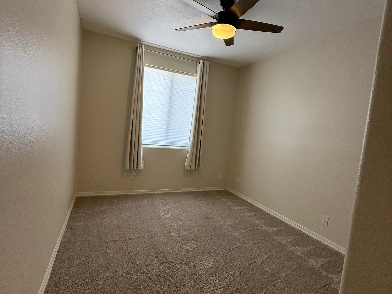 14577 W Merrell St — Photo 4