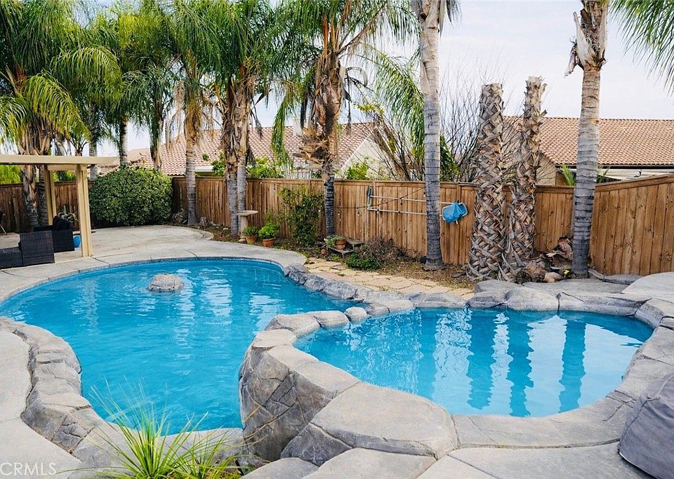 1st image of 25321 Silverwood Ln