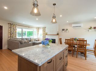 5 Sherri Ln, Middletown, RI 02842