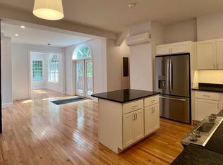 10 Deerfield Ave #9, Shelburne, MA 01370