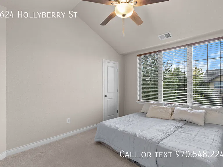 1624 Hollyberry St — Photo 18