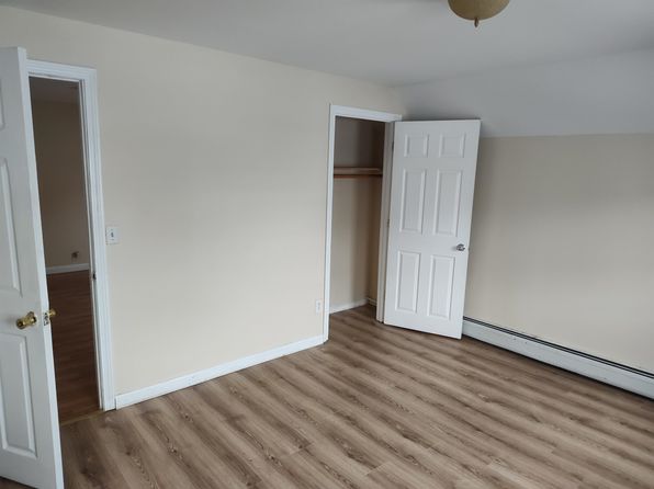 manchester-new-hampshire-74323283 picture