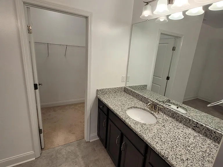 113 Wynfield Blvd — Photo 36