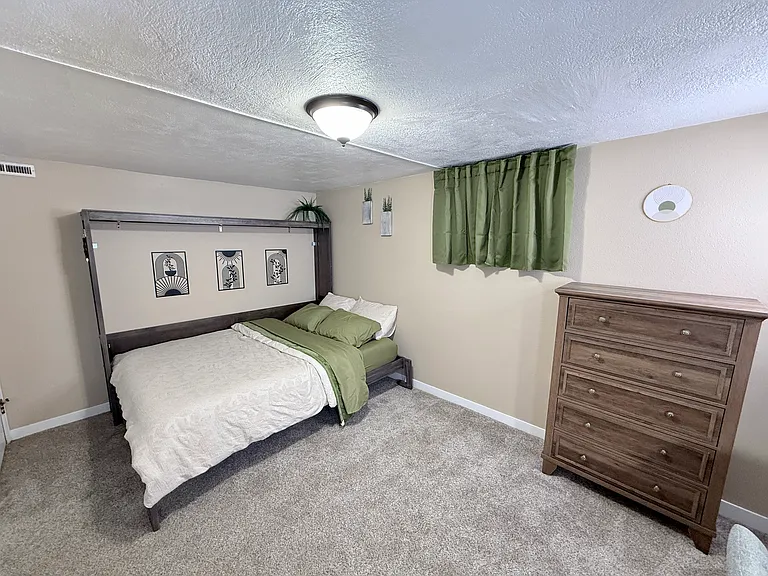 1326 E Platte Ave — Photo 11