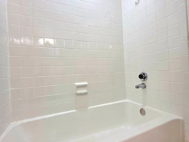 534 Hunt Ln — Photo 18