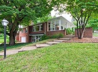 536 S Old Orchard Ave, Saint Louis, MO