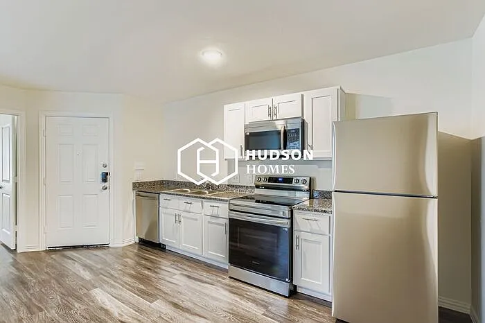 8350 Tidwell Rd #B — Photo 6