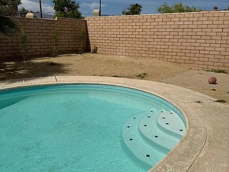 43085 Illinois Ave — Photo 7