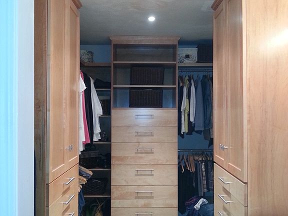 Master bath/closet