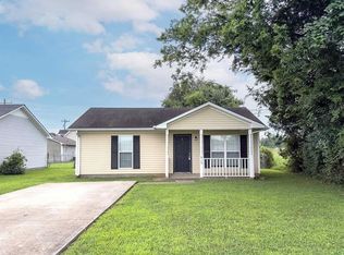 915 Stateline Rd, Oak Grove, KY 42262