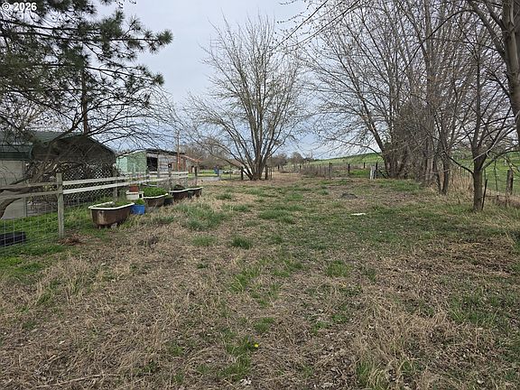 4th image of 80261 S Edwards Rd