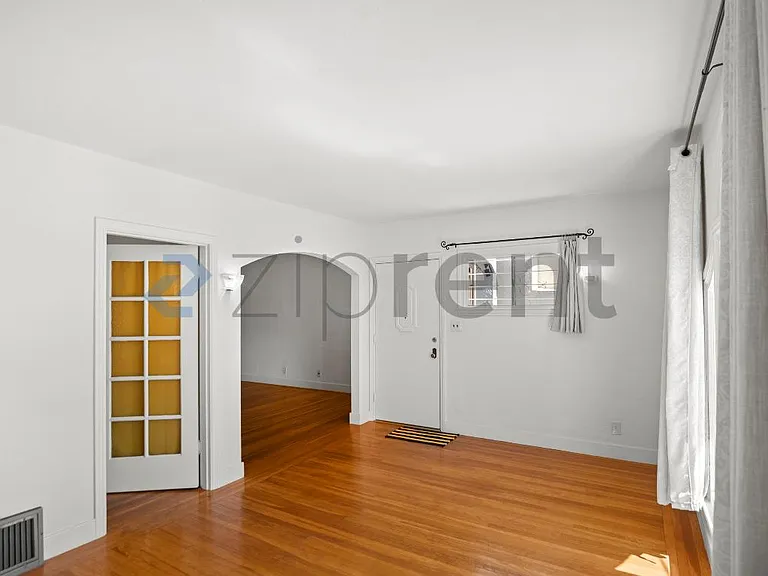 276 East Ave #U — Photo 6