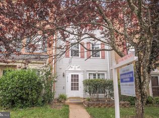 13115 Quail Creek Ln, Fairfax, VA 22033