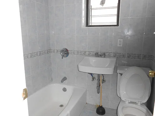 Rented by D Cherry Real Estate Associates LLC | media 9