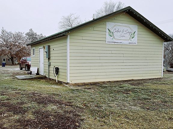 2nd image of 205 1st Avenue