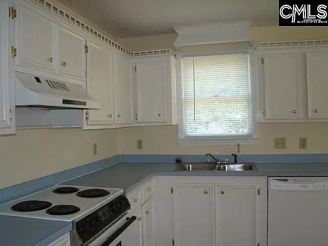 3 bed, 1300 sqft, $1,550 — Photo 4