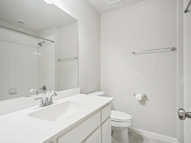 16400 Olmstead Park Blvd — Photo 44