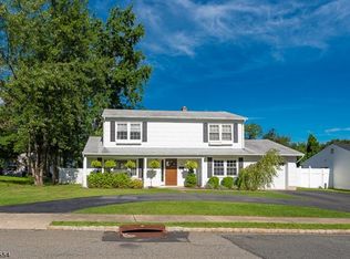 28 Central Ave, Mine Hill, NJ 07803