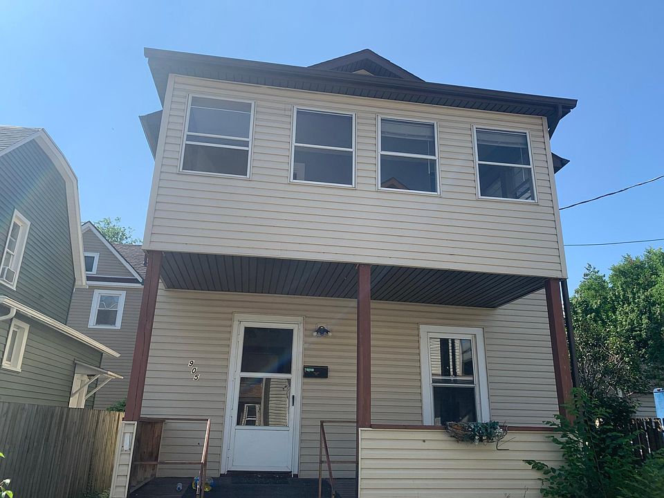 1st image of 905 1/2 W 5th St
