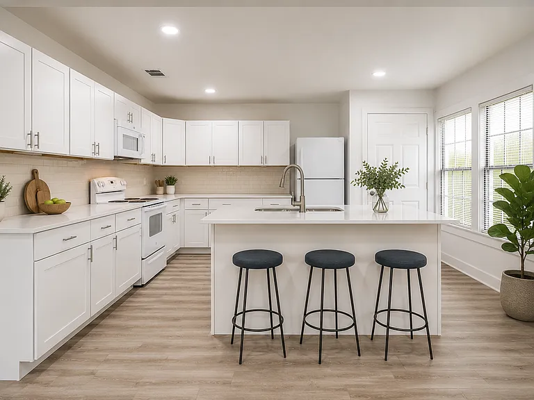 912 S Armstrong Street 731 W — Photo 3