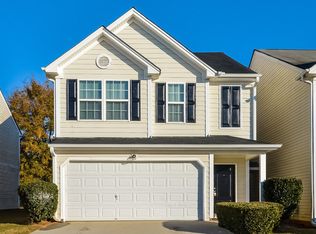 225 Crestfield Cir, Covington, GA