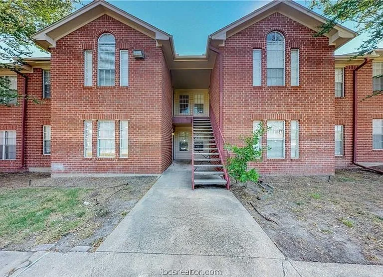 701 Balcones Dr #C — Photo 1